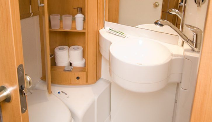 HYMER 2.8 TDI ducato AlKo Autocaravana Integral motorhome campervan 5