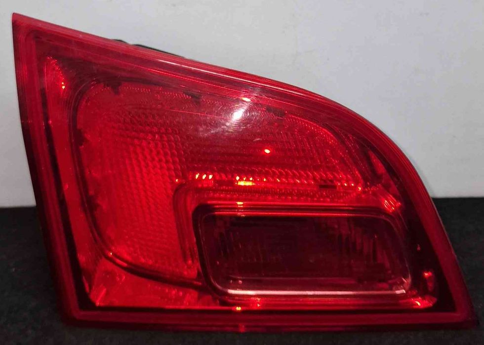 Farolim da Mala Esquerdo 13282246 - OPEL ASTRA J Sports Tourer