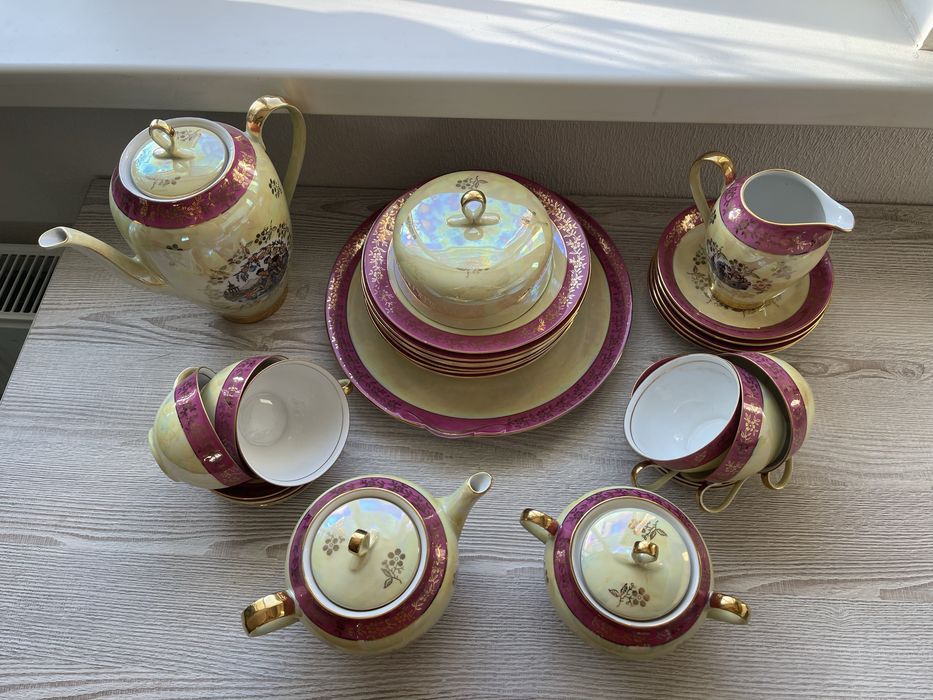 Порцеляновий сервіз Мадонна (Гейша)