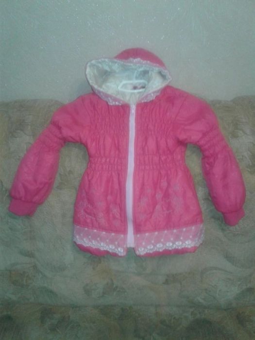 Куртка деми на девочку р. 104-116 см