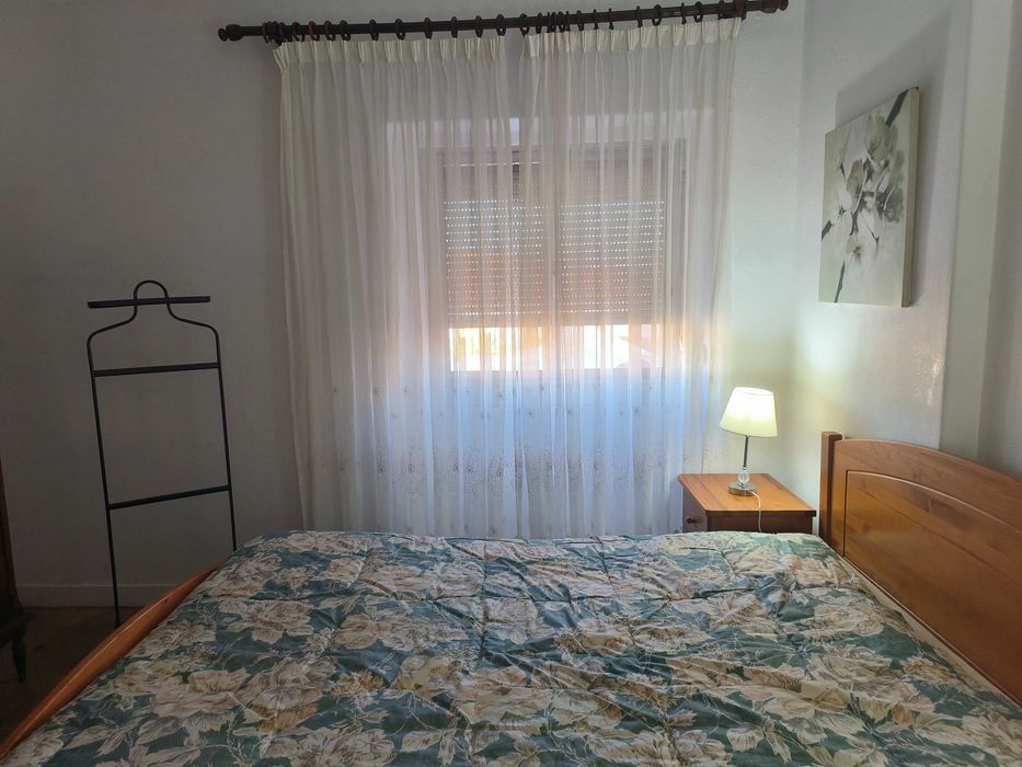 Quarto c/ cama de casal lisboa