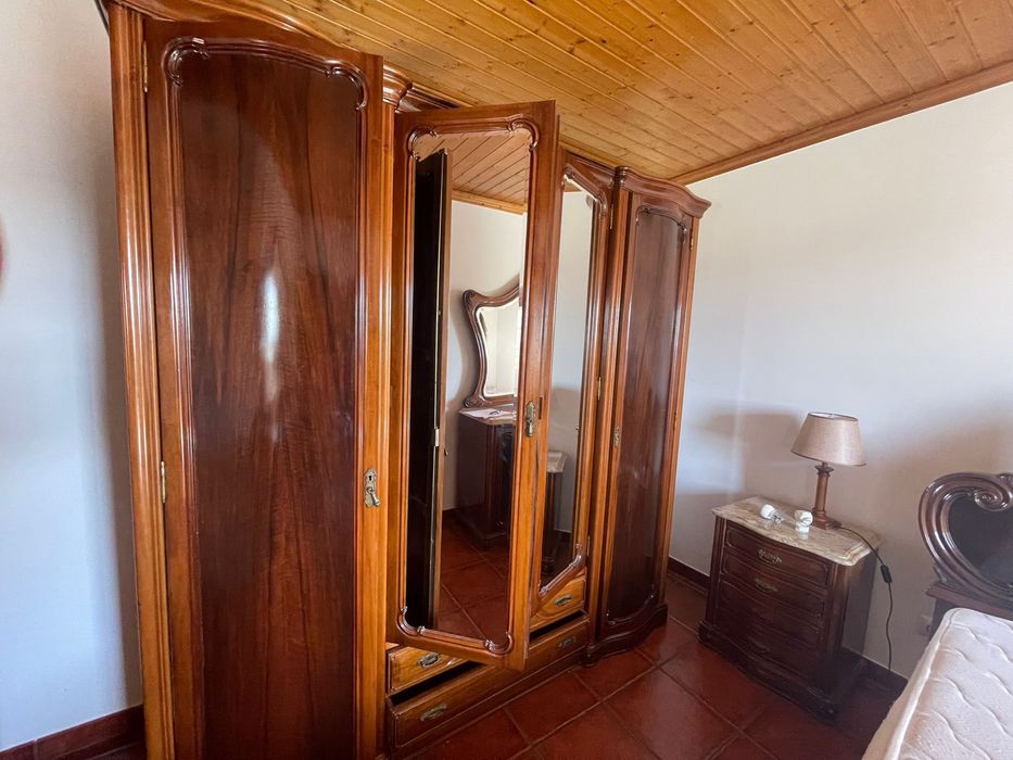 Quarto casal completo madeira maciça