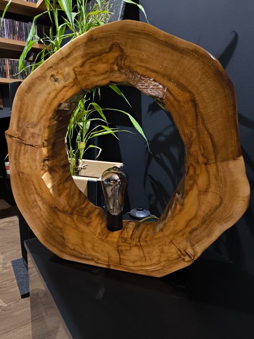 Lampa loft z plastra drewna