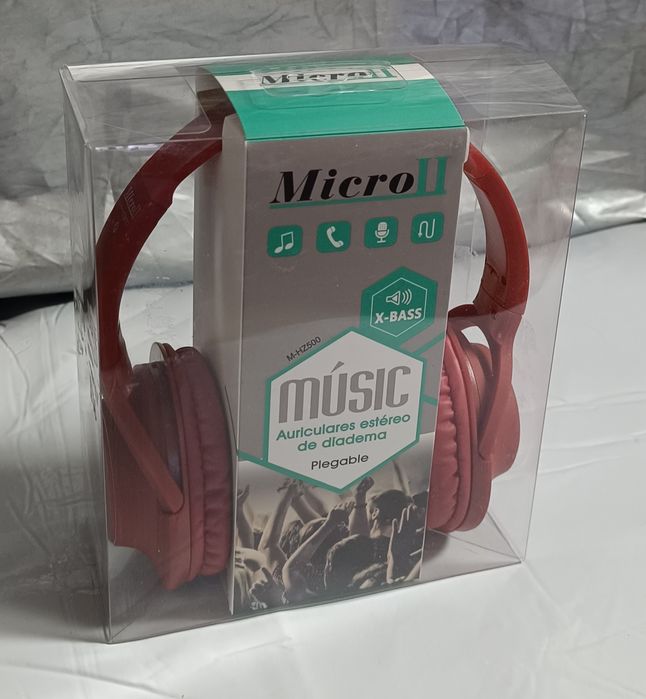 Fones de ouvido estéreo com microfone integrado