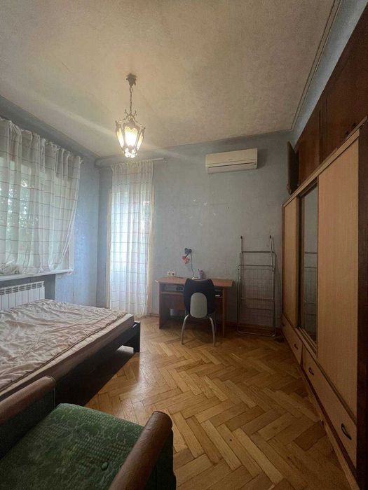 Продам 3 к кв Центр проспект Независимости Сталинка 71 кв м 4 этаж ЭКС