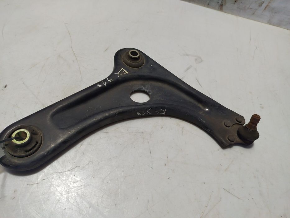 Braço de suspensão frente direito PEUGEOT 208
