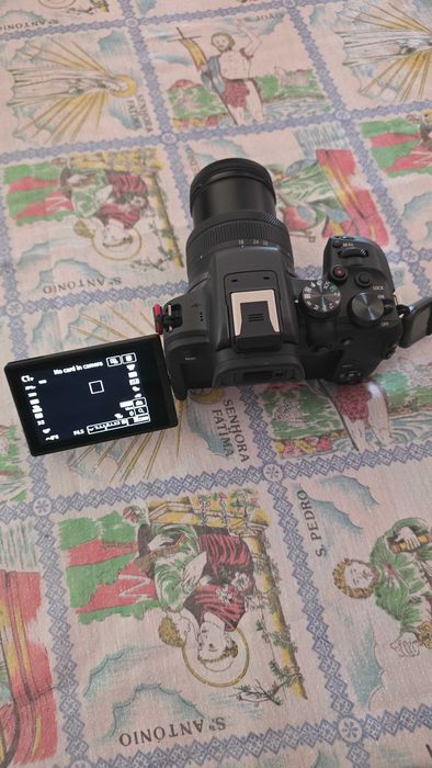 Canon R10 lente do kit + filtro CPL