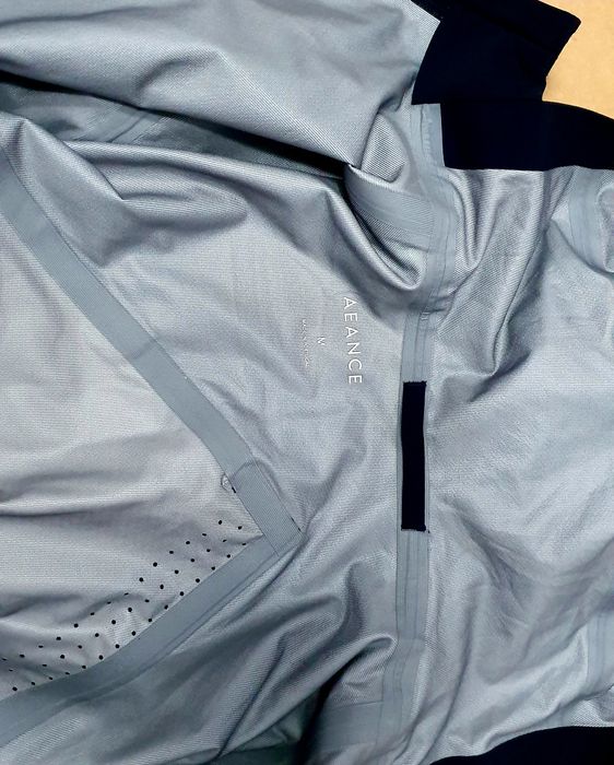 1200 zł AEANCE roz. M stan idealny softshell jacket men nowa
