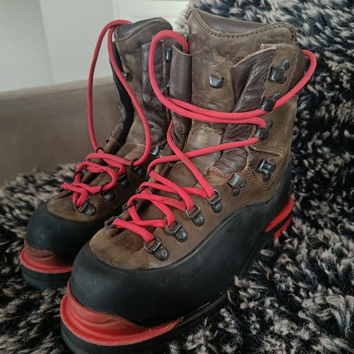 Buty górskie Alpinus