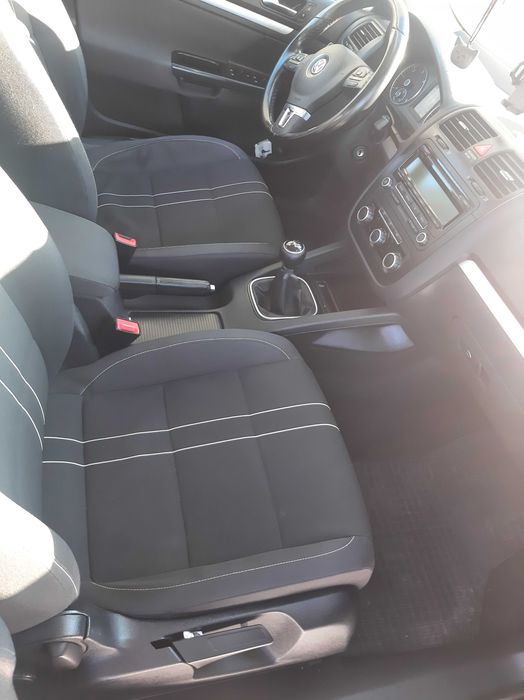 samochód sobowy marki vw jetta