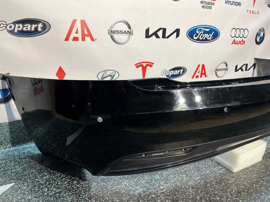 Бампер задній оригінал Б/В Tesla Model S 2012-2020