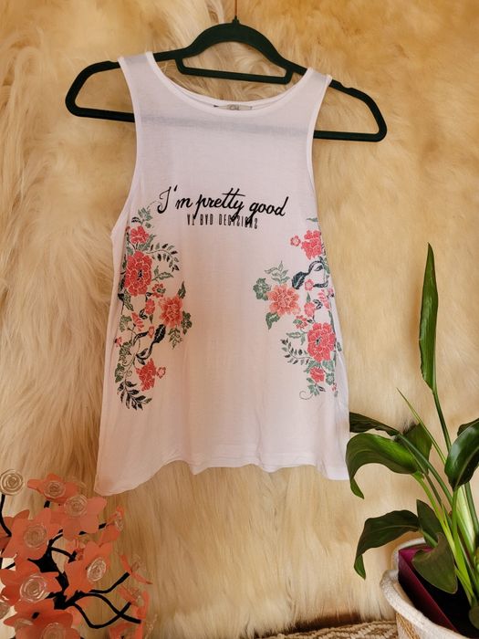 Bluzka  bokserka biała jak nowa xs/s