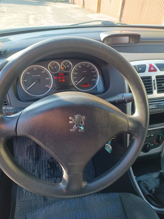 Peugeot 307. 2.0 HDI