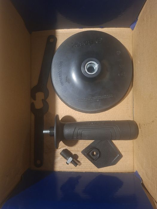 Polerka samochodowa Bosch GPO 950