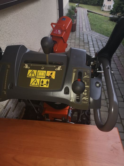 Odśnieżarka Husqvarna