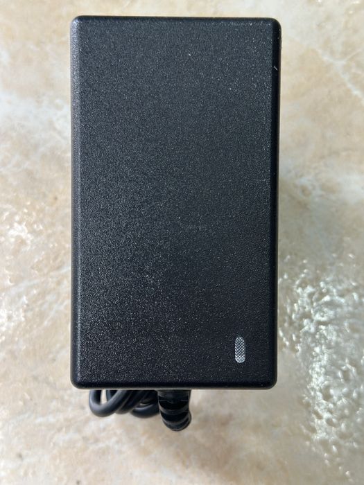 Зарядное устройство для детского электромобиля 12 вольт