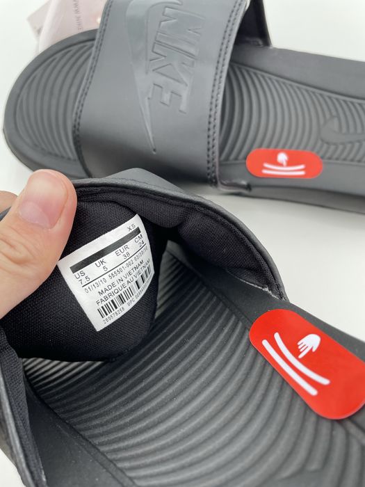 Шльопанці Nike , розмір 37-38