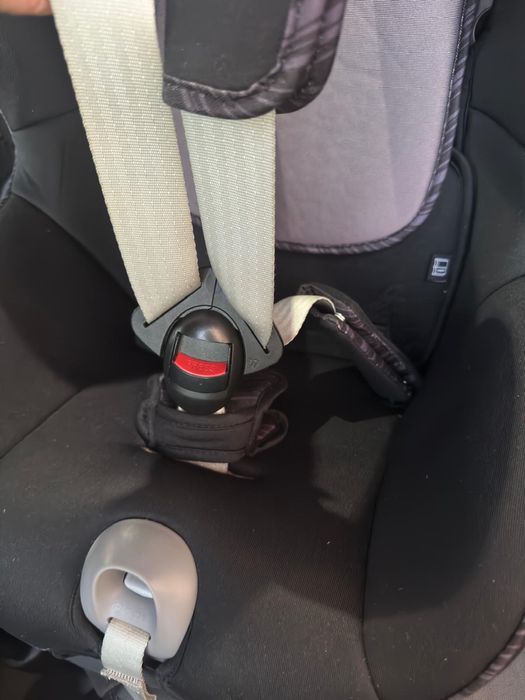 Cadeira Cybex auto giratoria 360 graus dos 15meses aos 15kilos / 105cm