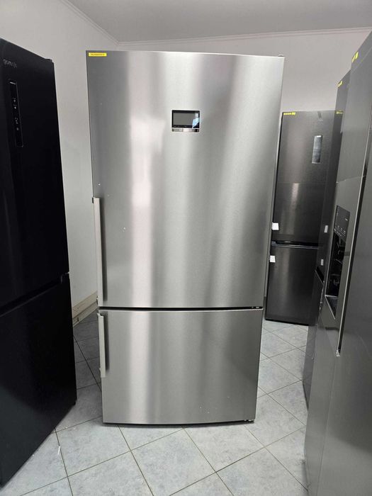 OUTLET NOWA Bosch szerokość 86 cm lodówka KGN86AIDR gwar K2