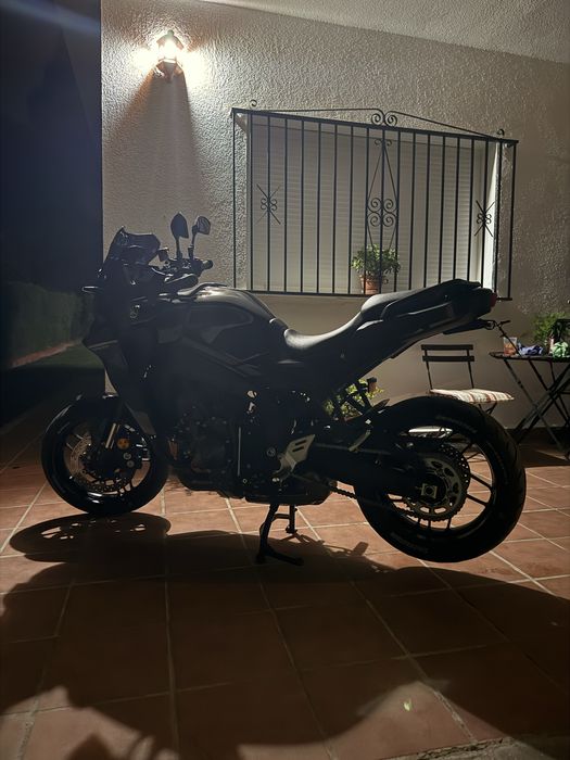 Yamaha Tracer 900 imaculada