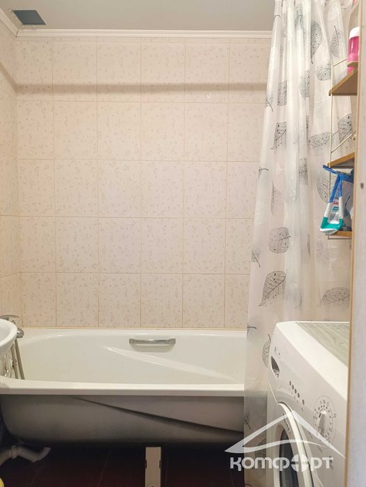Продам 1 кімнатну квартиру на 3му поверсі. Місто Славутич