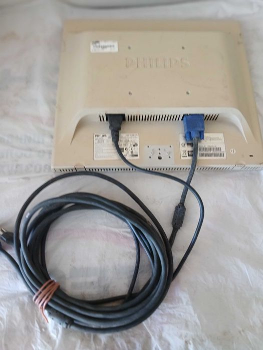 Монитор Philips 170s6