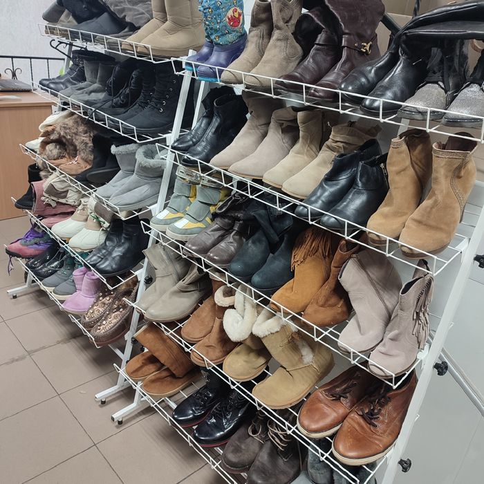 Продам стійки для взуття