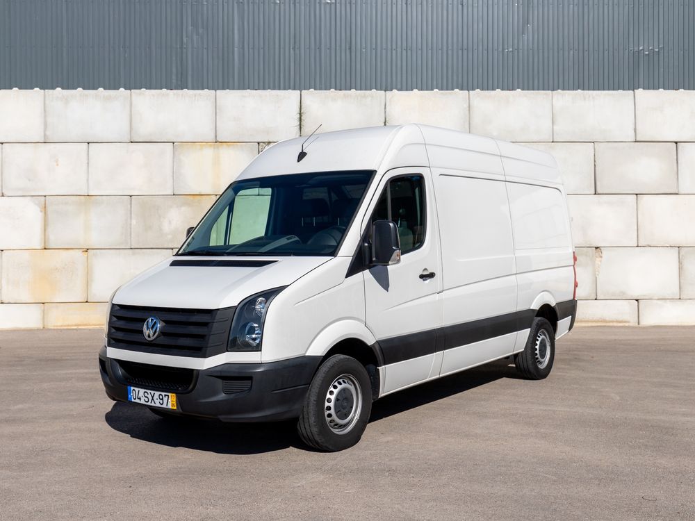 VW Crafter 35 2.0 TDI L3H3 Médio TA 7L