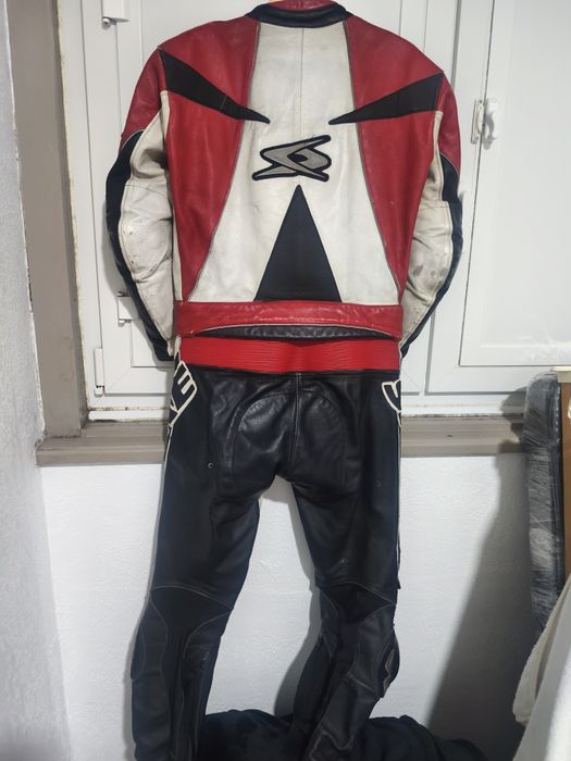 Fato mota Spike (alemã)