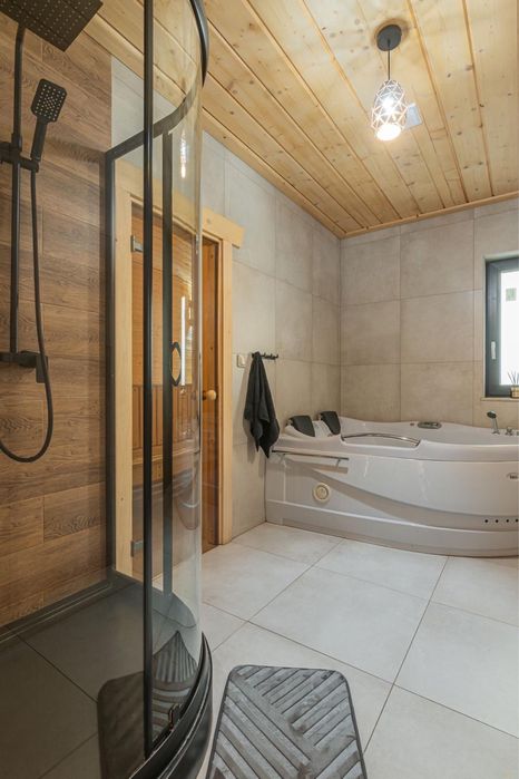 Domek „FOREST” 12 osób  Sauna | Jacuzzi | Balia |