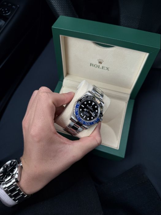 Rolex GMT-Master II “Batman” – 116710BLNR