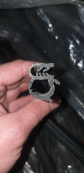 Ущільнювач кузова  Газель