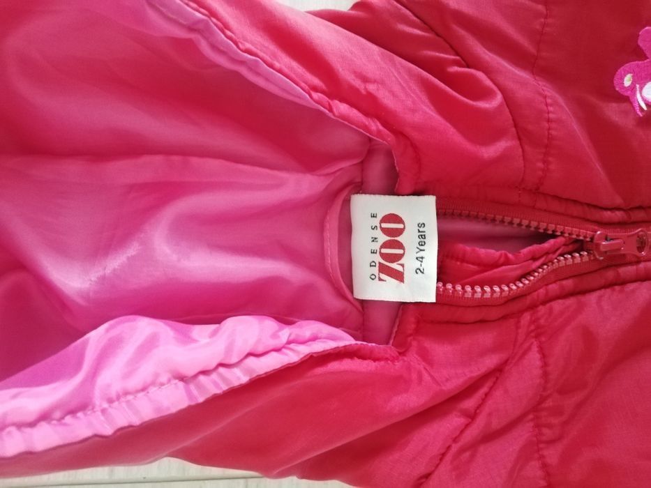 Bezrękawnik z kapturem