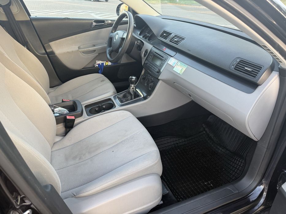 Volkswagen Passat b6  1.9 tdi 105KM