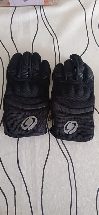 Luvas tamanho S ( novas)