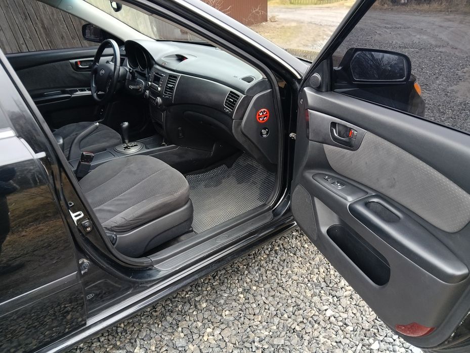 Продам Kia Magentis 2.0 газ/бенз АКПП