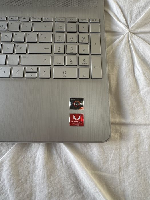 Portátil HP 15s | Ryzen 7 | 12GB RAM | 512GB SSD