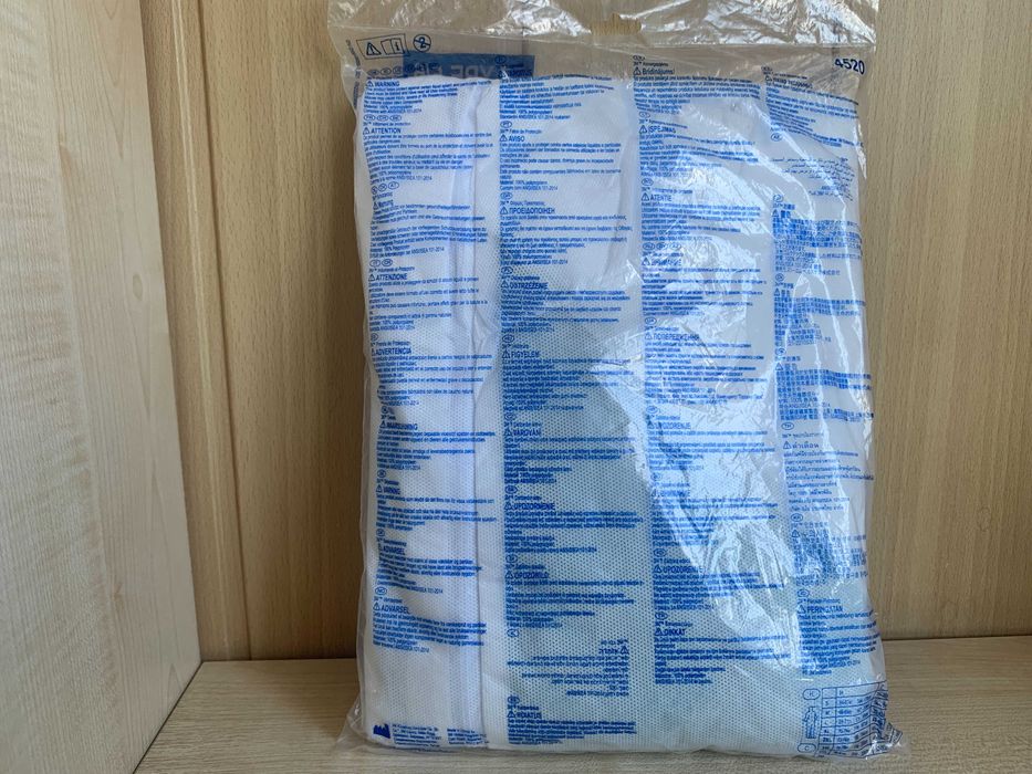 Защитный комбинезон 3М™ 4520
