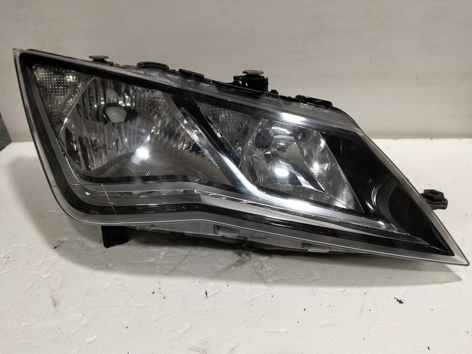 Farol SEAT Leon 5F ótica 2015 original direita