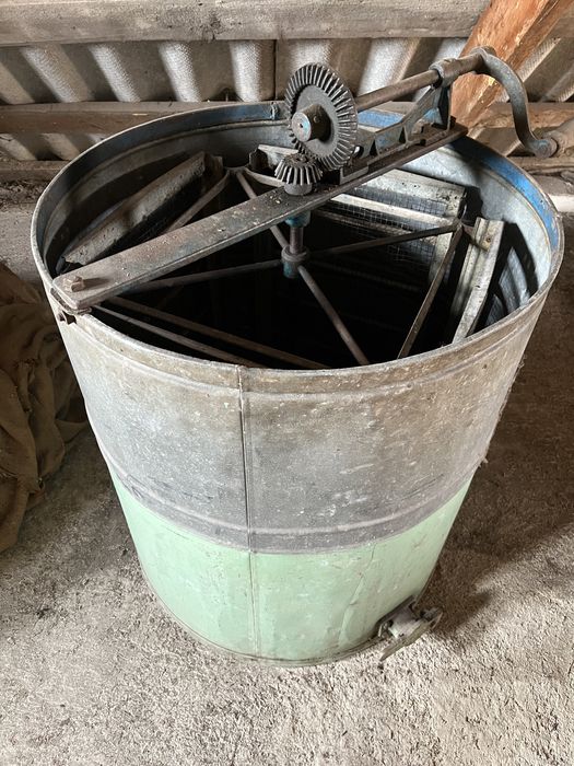 Медогонка на 4 рамки