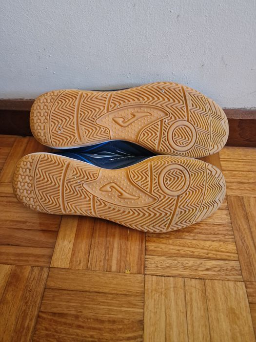 Chuteiras futsal joma