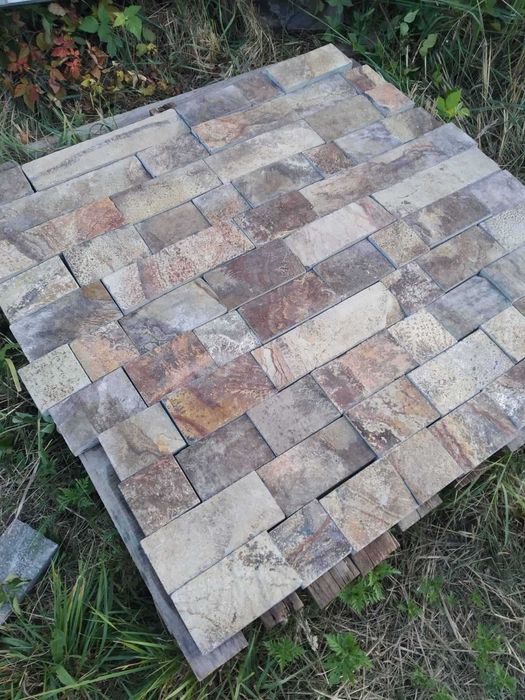Бруківка з каменя товщина 3см+