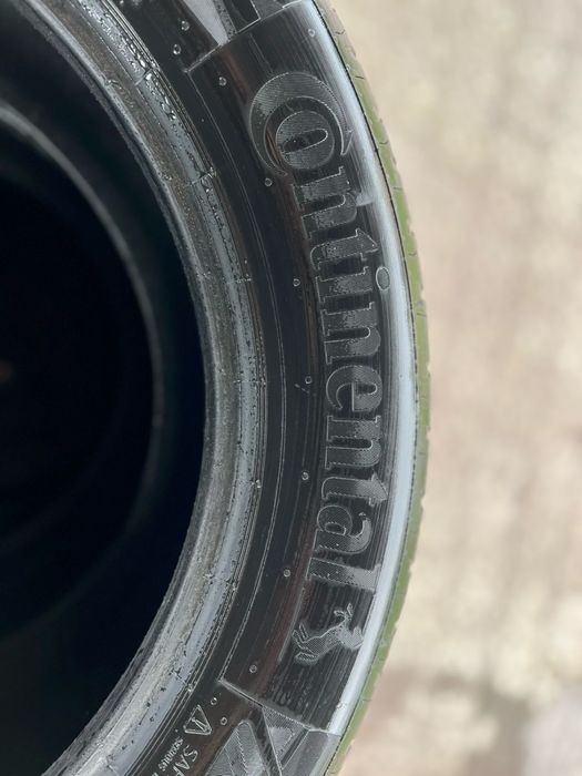 Шини 235/55 R18 Continental EcoContact 6