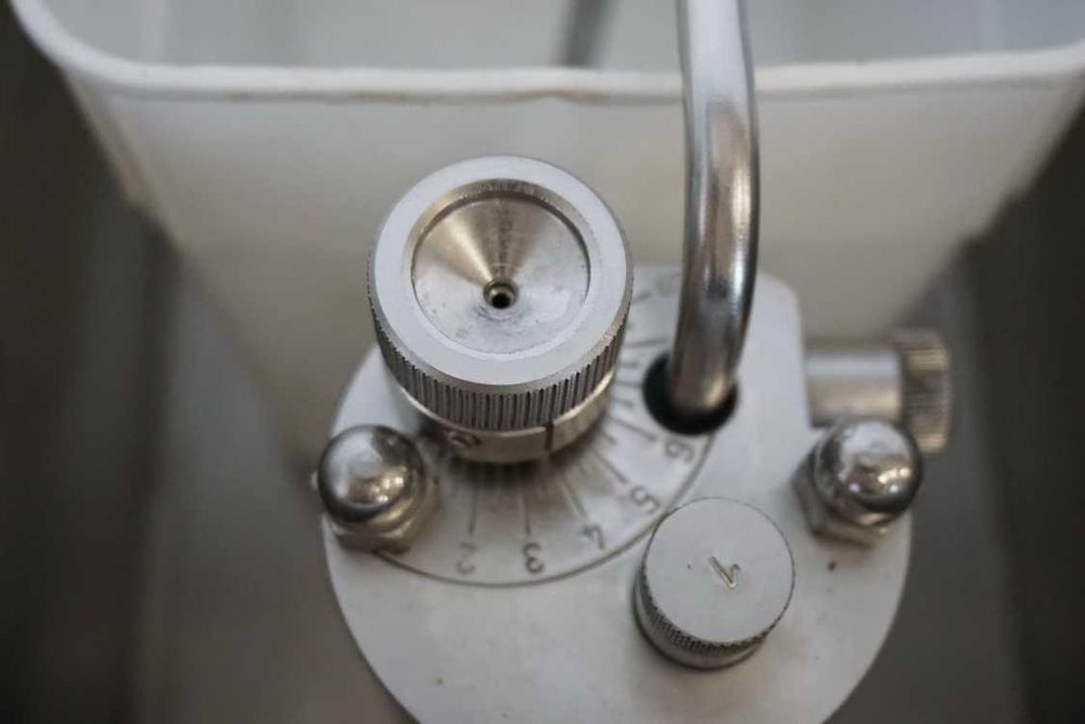 Automat Maszyna Śmietaniara Ubijaczka bitej śmietany Rahmator 5L a-132