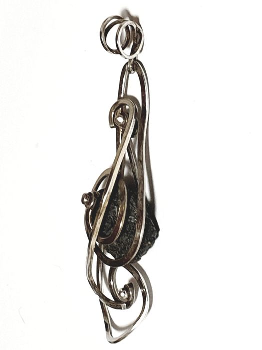 Azorean Secret lindo pendente em prata com pedra vulcânica