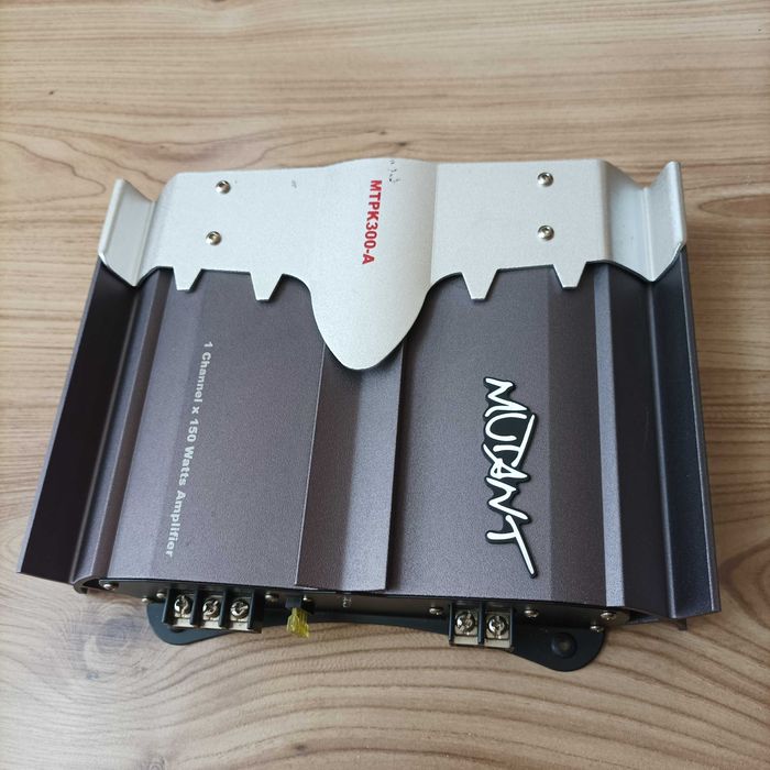 Wzmacniacz samochodowy Mutant MTPK 300 - A