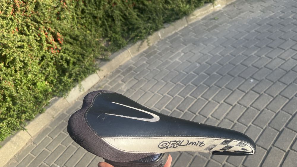 Kross level A6 26” Rama 19Deore LX3x9 Rock Shox Tora  318 1 wlasciciel