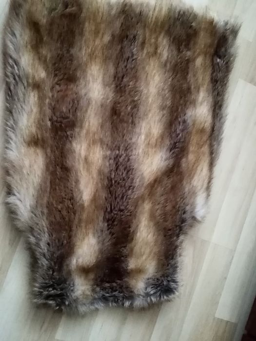 Sztuczne futerko kamizelka