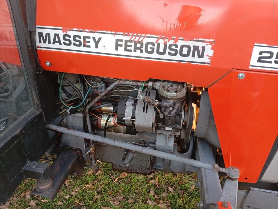 MF 255 ursus 3512