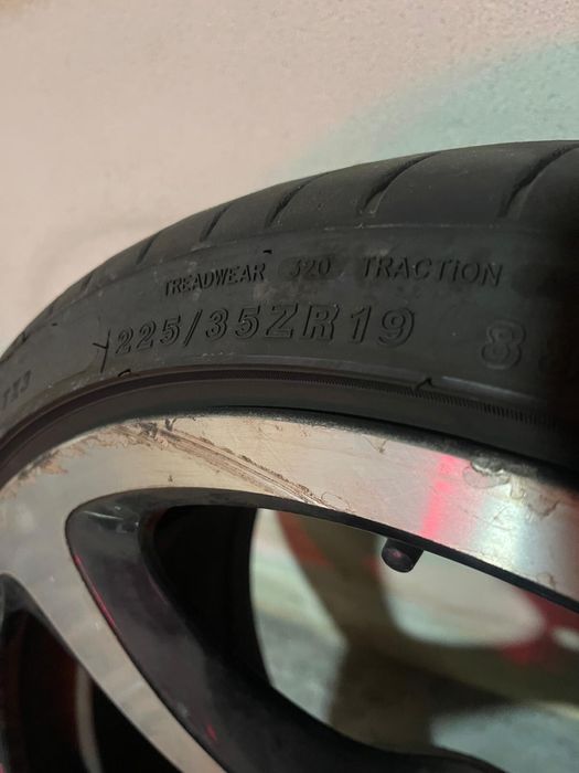 Jantes 19 BMW M com pneus